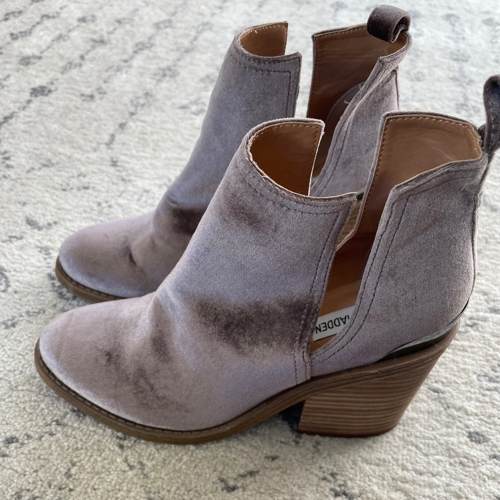Steve Madden boots size 8
